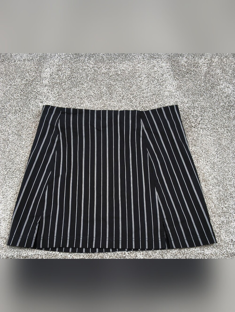 Urban Outfitters Black & White Striped Mini Skirt, Slit, Size Medium